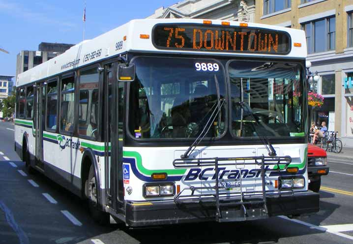 Victoria Regional Transit New Flyer D40LF 9889